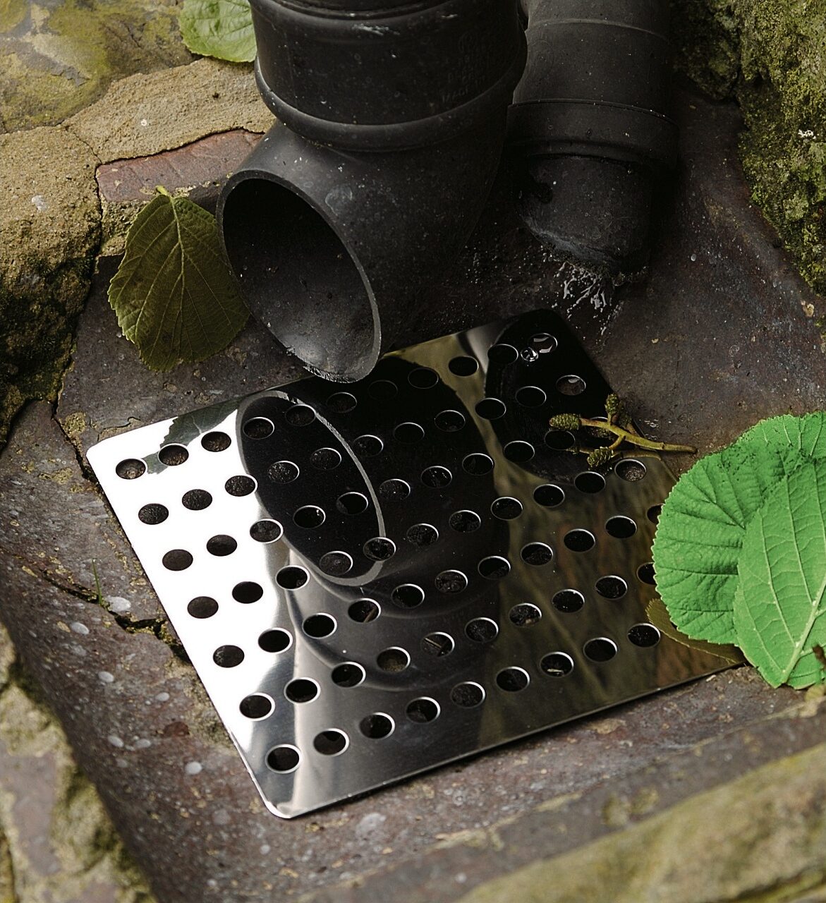 Top 5 Benefits Bespoke Drain Covers Birmingham